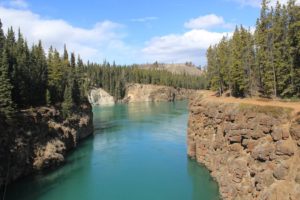 miles canyon, canyon walls